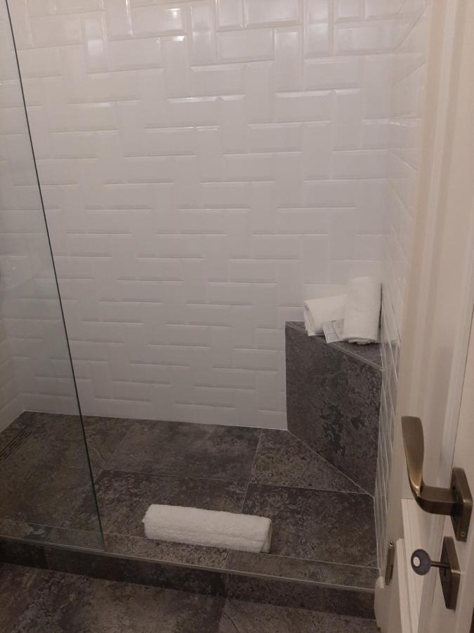 ブザウRestauro Apartamentアパートメント エクステリア 写真